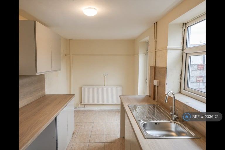 2 bedroom house in Bell Street, Aberdare, CF44 (2 bed) (#2336172)