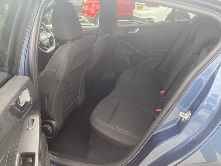  Ford Focus Focus ST-Line Style 5 door 1.0L EcoBoost 125PS FWD 6 Speed Manual Petrol Manual