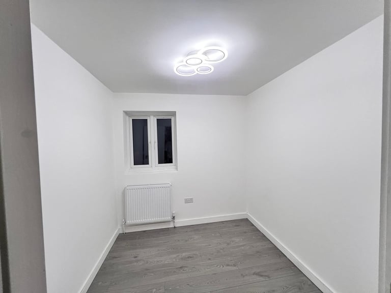 Spacious 5/6 Bedroom, 3 Bathroom House Near Heathrow – Ideal for Company Let – Newly Renovated