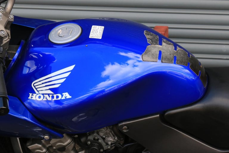 Honda HORNET CB600F 2001