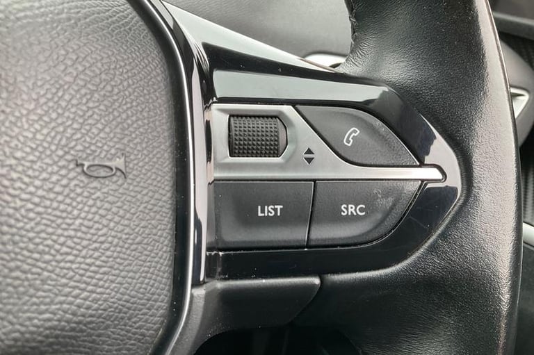 2022 Peugeot 5008 1.5 BlueHDi Allure 5dr EAT8 SEMI-AUTO Estate Diesel Semi Automatic