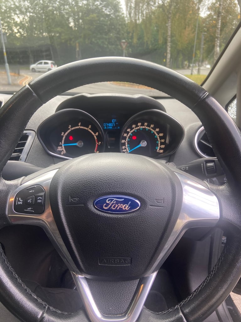 2014 Ford Fiesta 1.0 EcoBoost Zetec 5dr HATCHBACK Petrol Manual