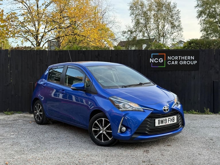 2019 Toyota Yaris 1.5 VVT-i Icon Tech Euro 6 5dr HATCHBACK Petrol Manual