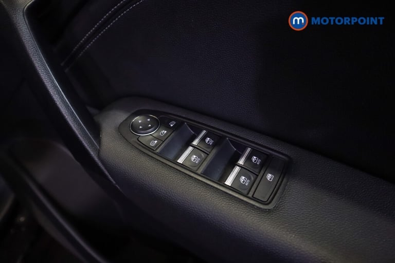 2023 Renault Captur 1.6 E-Tech Plug-in hybrid 160 Techno 5dr Auto SUV Hybrid Automatic