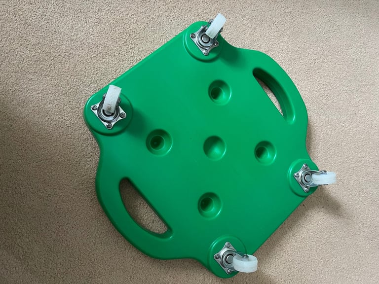 Kid’s scooter board 