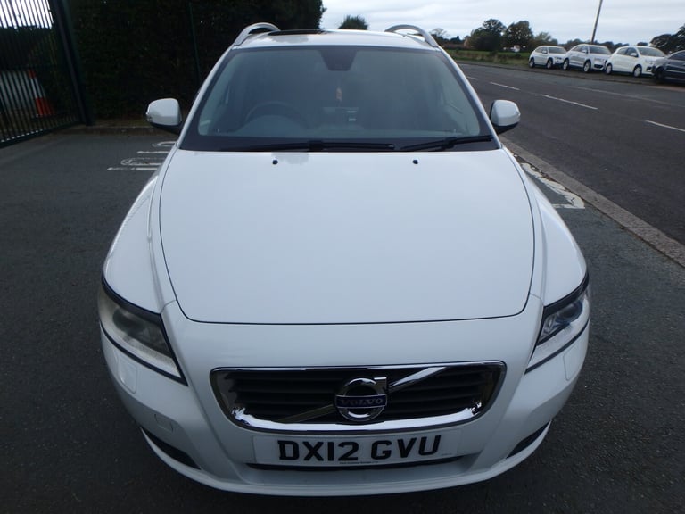 2012 Volvo V50 SE Lux 2.0cc Automatic Estate (Classic) Only 17571 Miles  Petrol Automatic