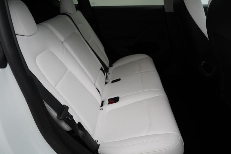 2025 Tesla Model Y Long Range RWD 5dr Auto MPV ELECTRIC Automatic