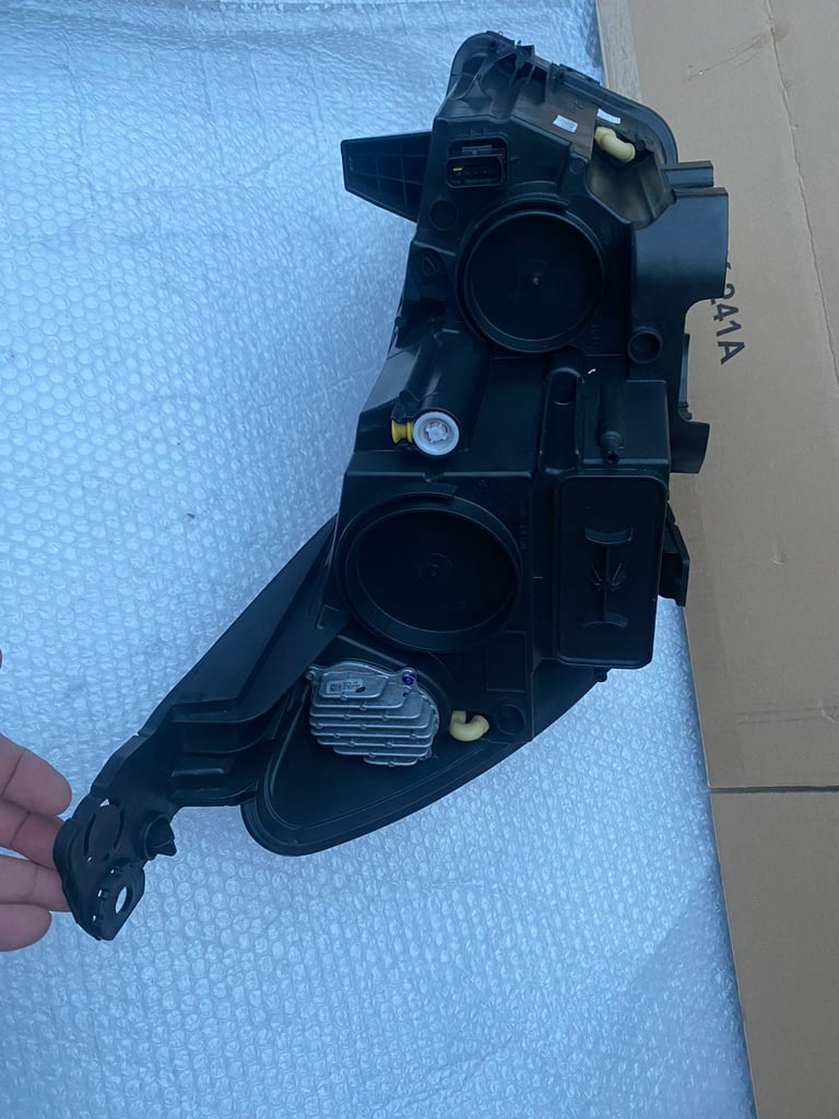 GENUINE VAUXHALL GRANDLAND X 19- PASSENGER LEFT SIDE HEADLIGHT YP00