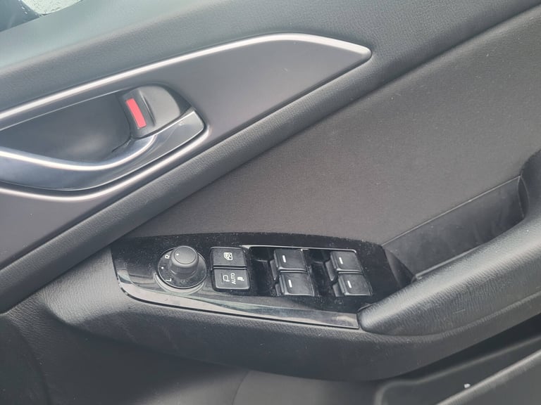 2017 Mazda Mazda3 2.0 Sport Nav 5dr HATCHBACK PETROL Manual