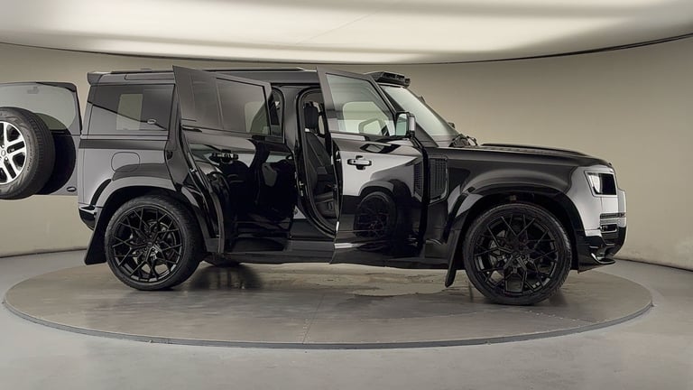 2022 Land Rover Defender 110 2.0 P400e 15.4kWh XS Edition SUV 5dr Petrol Plug-in Hybrid Auto 4WD ...