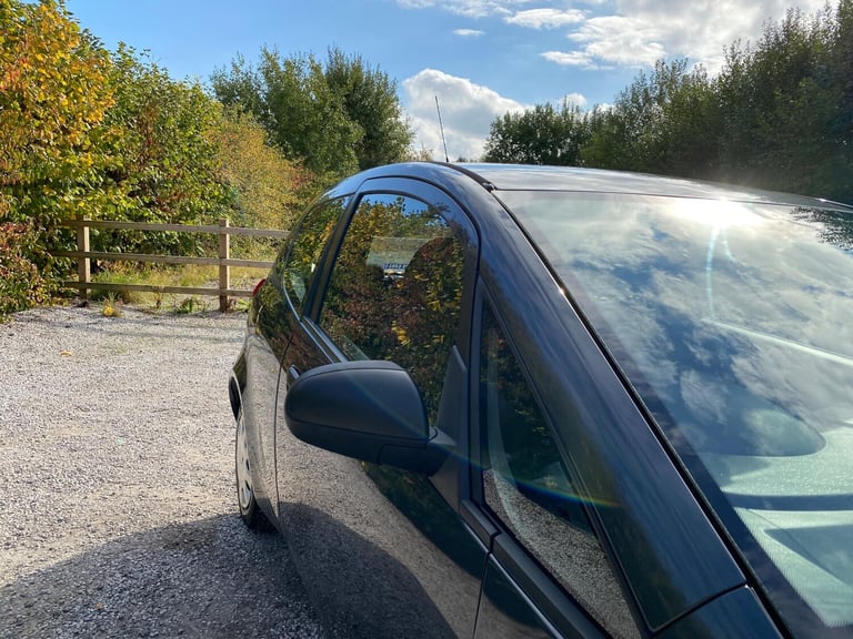 2010 Mitsubishi Colt 1.1 CZ1 Euro 4 3dr HATCHBACK Petrol Manual