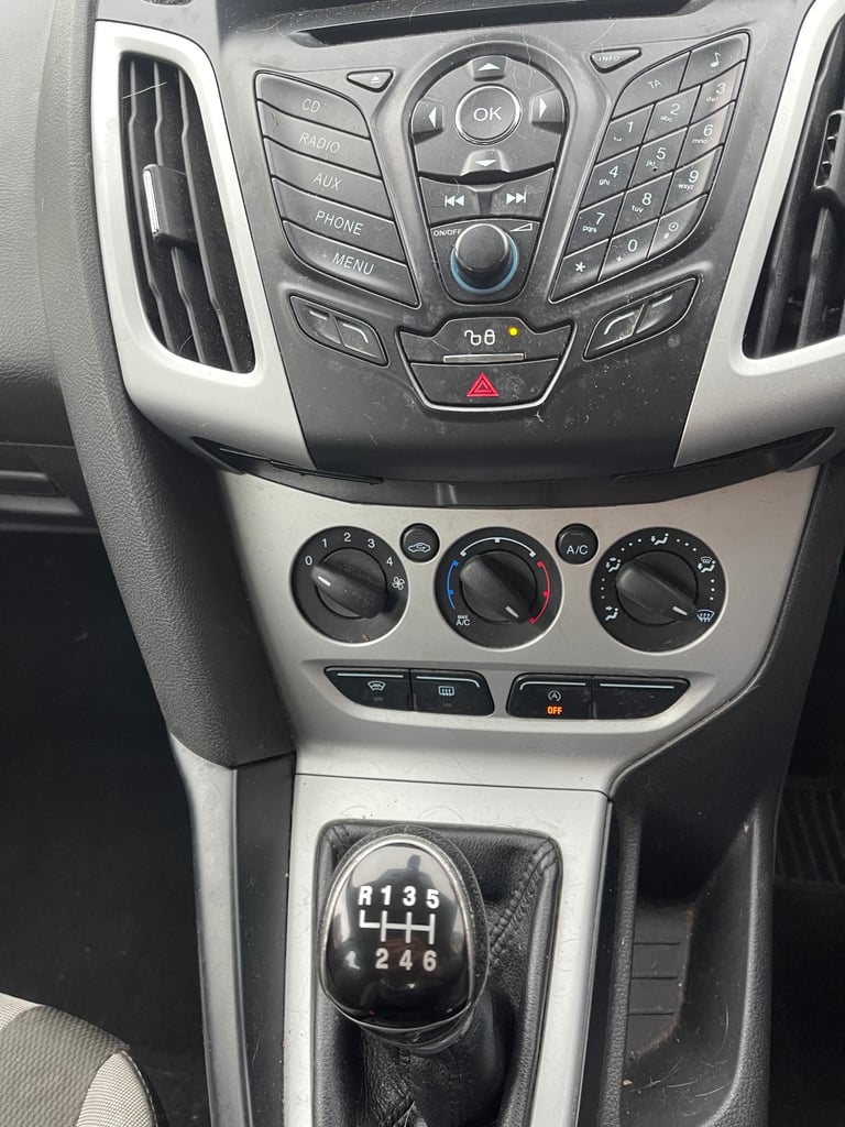 Ford, FOCUS, Hatchback, 2013, Manual, 1560 (cc), 5 doors