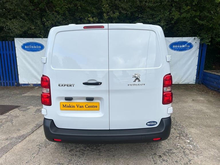 2022 Peugeot Expert 1000 1.5 BlueHDi 100 Professional Premium Van PANEL VAN Diesel Manual
