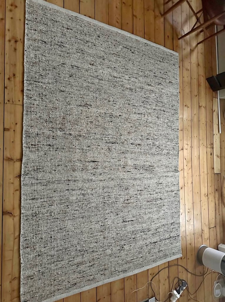 image for Brand new wool rug 