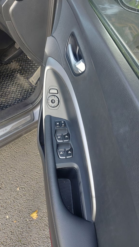 Hyundai, SANTA FE, Estate, 2014, Manual, 2199 (cc), 5 doors