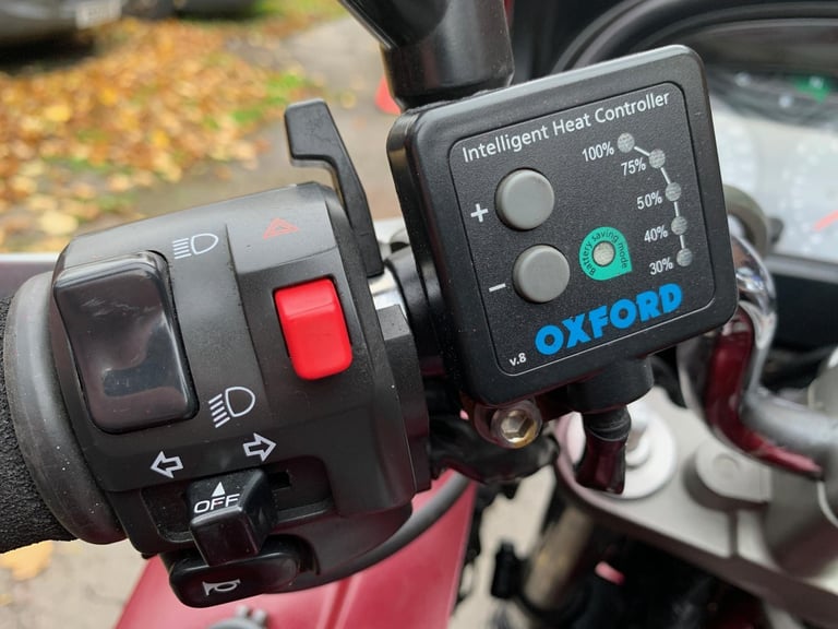 1999 Yamaha XJ900S DIVERSION SHAFT' WITH FULL GIVI LUGGAGE (CLASSIC MOTORCYCLE)