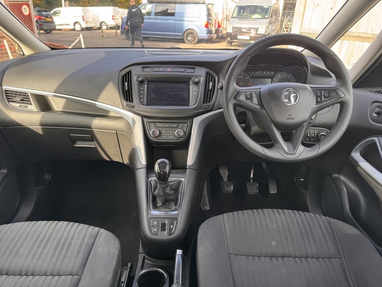 VAUXHALL ZAFIRA TOURER 1.6 CDTi ecoFLEX Design 2017