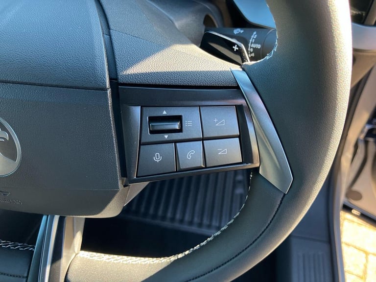 2025 Vauxhall Mokka ULTIMATE HATCHBACK Petrol Automatic