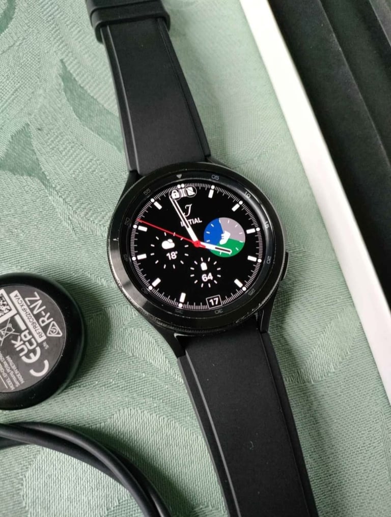 Samsung Galaxy Watch 4 Classic 