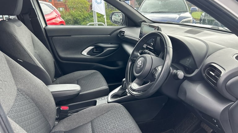 2021 Toyota Yaris Cross 1.5 Hybrid Design 5dr CVT Hybrid Estate Estate Hybrid Automatic