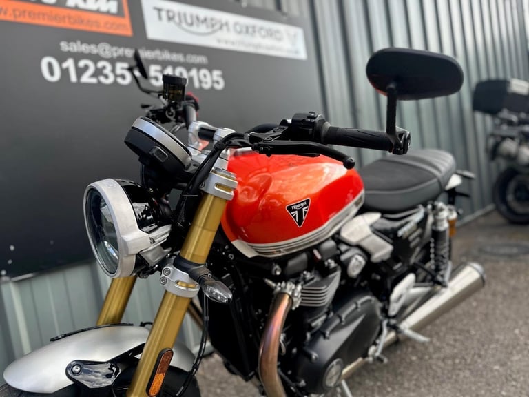 STUNNING BRAND NEW 2025MY TRIUMPH SPEED TWIN 1200 RS MOTORCYCLE 