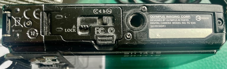 Olympus Stylus Tough TG-830 16 Megapixels Shockproof Waterproof Camera Black