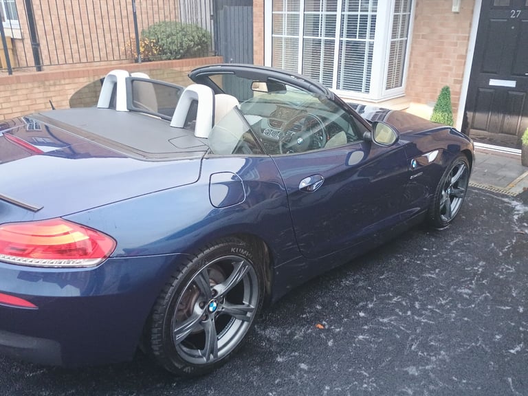 2012 BMW Z4 2.0i M Sport Auto sDrive Roadster.