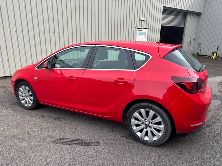 Vauxhall, ASTRA ELITE 2.0 CDTI 5dr manual Hatchback # GREAT VALUE #