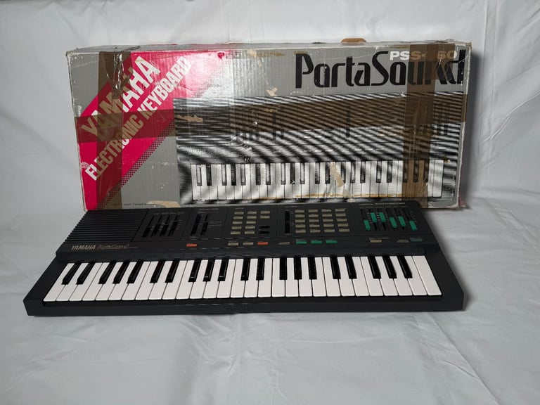Yamaha Portasound PSS-360 Digital Synthesizer Keyboard