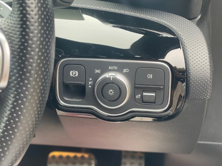 2021 Mercedes-Benz A-Class A250e AMG Line Executive 5dr Auto HATCHBACK Petrol Parallel Phev Autom...