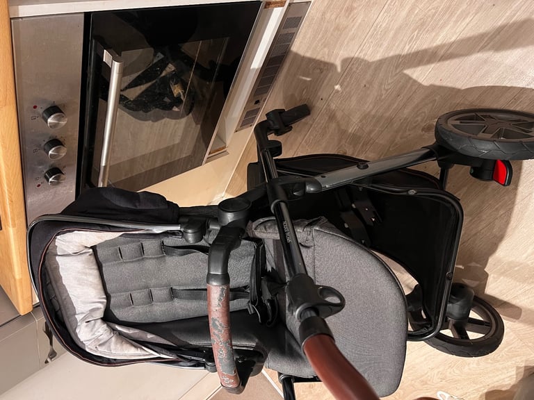 Silvercross special edition single pram