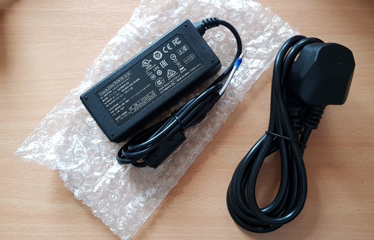 12V 5A Power Supply / AC Adapter Brand new