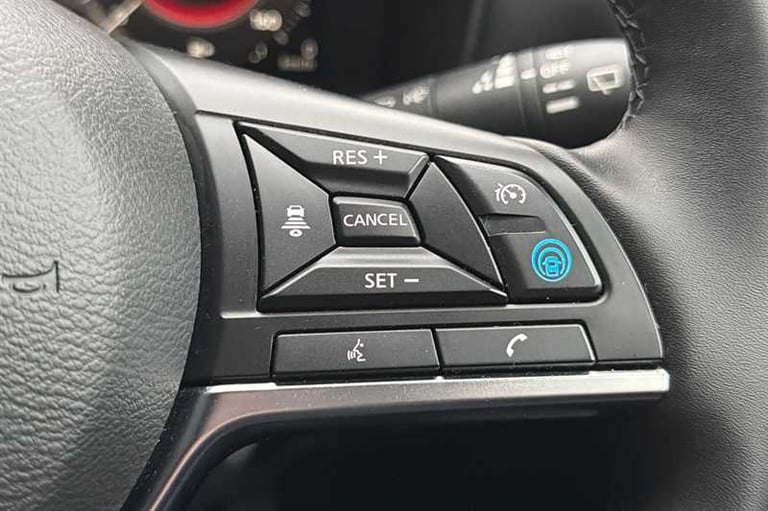 2025 Nissan Juke 1.0 DIG-T TEKNA 5DR Hatchback Petrol Manual