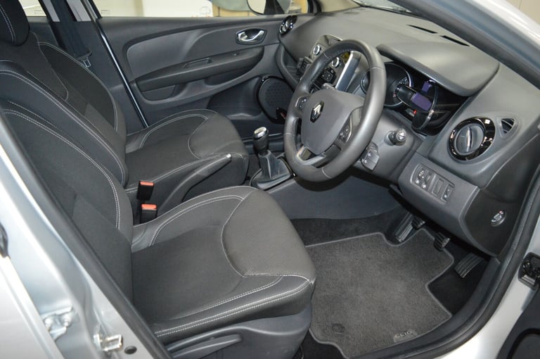 2019 Renault Clio 1.5 dCi 90 Play 5dr LOW MILEAGE + ONE OWNER + ULEZ COMPLIANT Hatchback Diesel M...