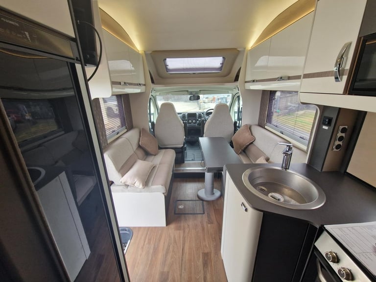 2022 SWIFT ESCAPE 684  4-BERTH - 4-BELT - 1 OWNER - EXCELLENT