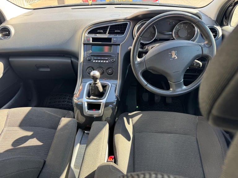 PEUGEOT 5008 1.6 HDI MPV 7 SEATER DEISEL ON THE 2010 MODEL