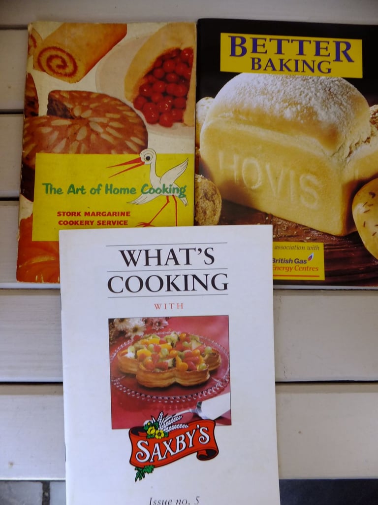 3 boxes Assorted books    [total 62 books]