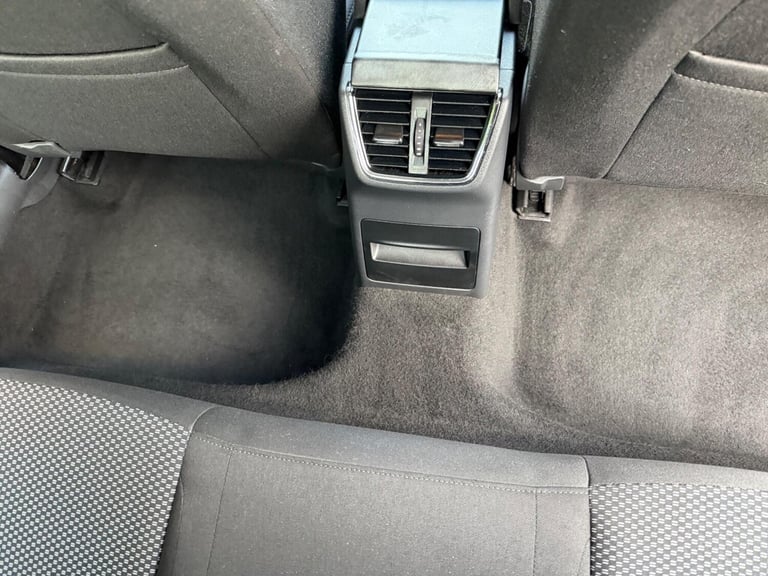 2016 Skoda Octavia 1.6 TDI SE DSG Euro 6 (s/s) 5dr HATCHBACK Diesel Automatic