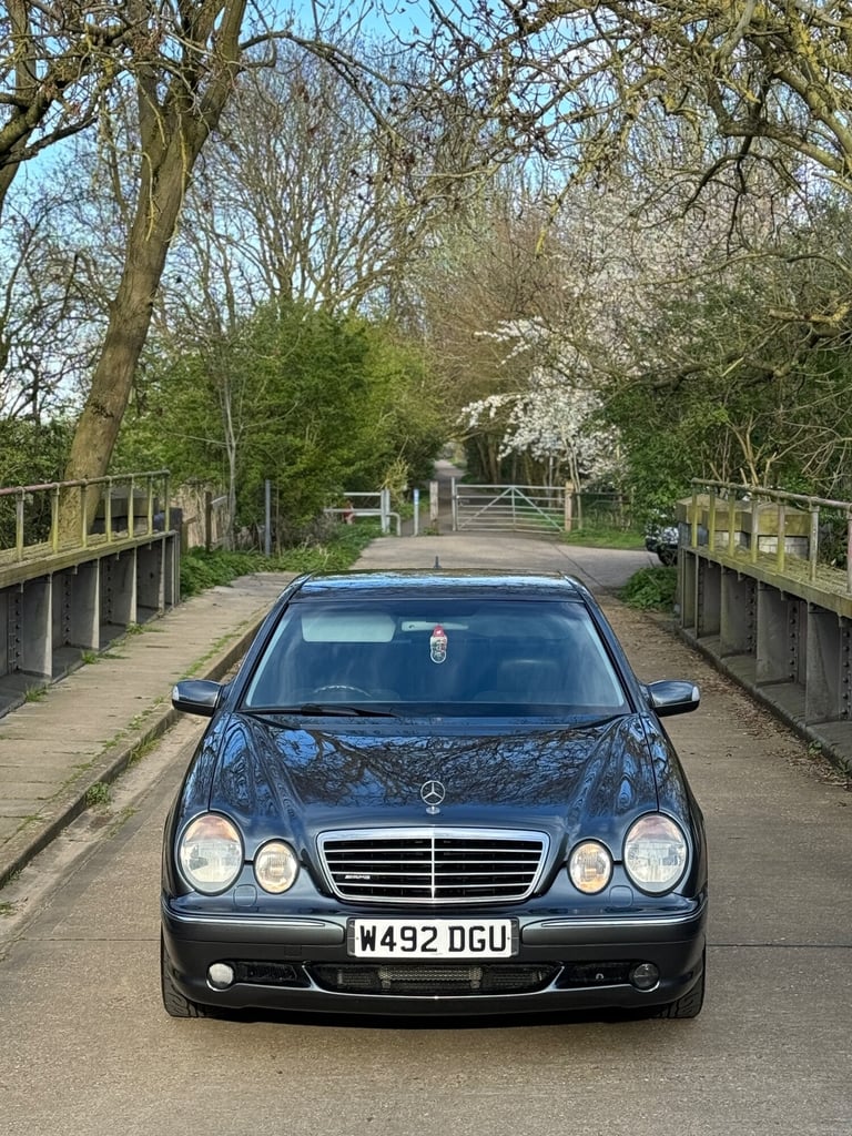 2000 Mercedes-Benz E Class E55 4dr Auto SALOON Petrol Automatic