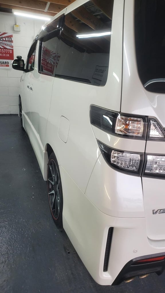 Toyota vellfire GS 2.4 auto japanese import 45k mile 4.5 grade 2014 
