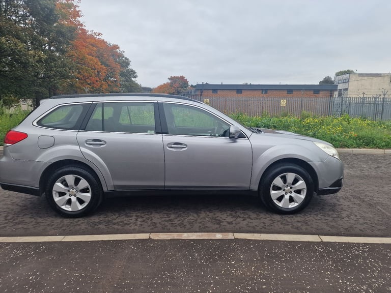 Subaru, OUTBACK,all wheels drives Estate, 2011, Manual, 1998 (cc), 5 doors