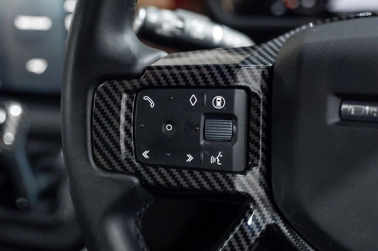 2023 Land Rover Defender 3.0 D300 MHEV X-Dynamic HSE SUV 5dr Diesel Auto 4WD Euro 6 (s/s) (300 ps...