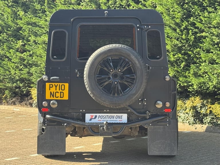 2010 Land Rover Defender 90 2.4 TDCi Hard Top SUV 3dr Diesel Manual 4WD SWB Euro 4 (122 bhp) SUV ...
