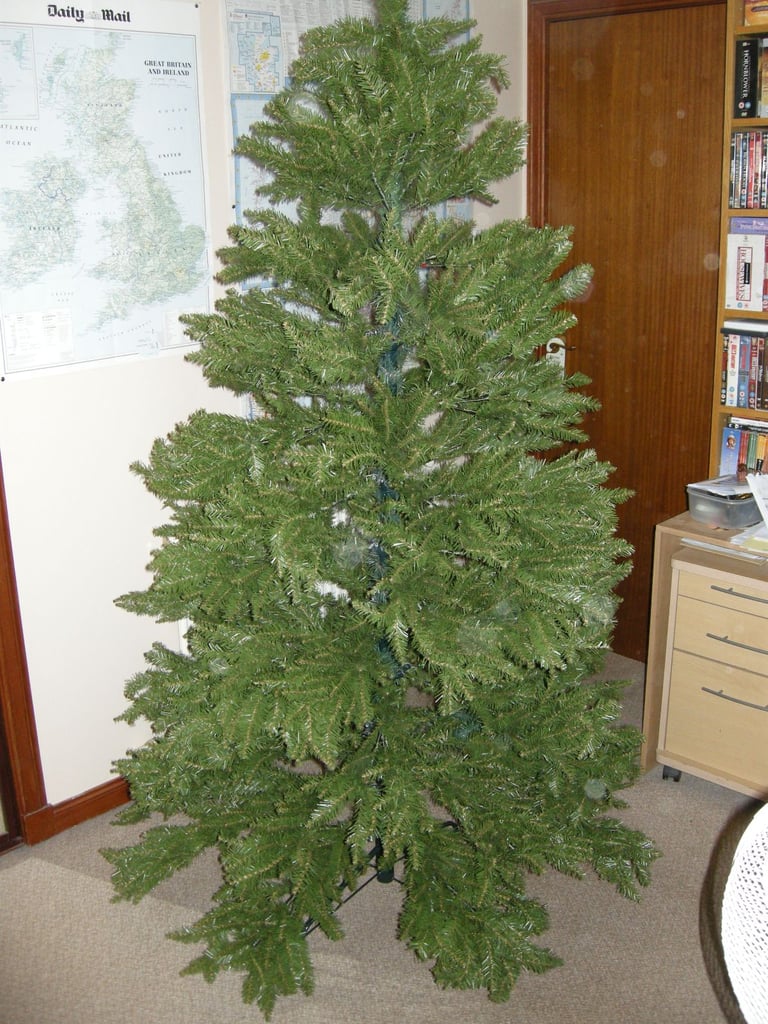 image for Atrificial Christmas tree