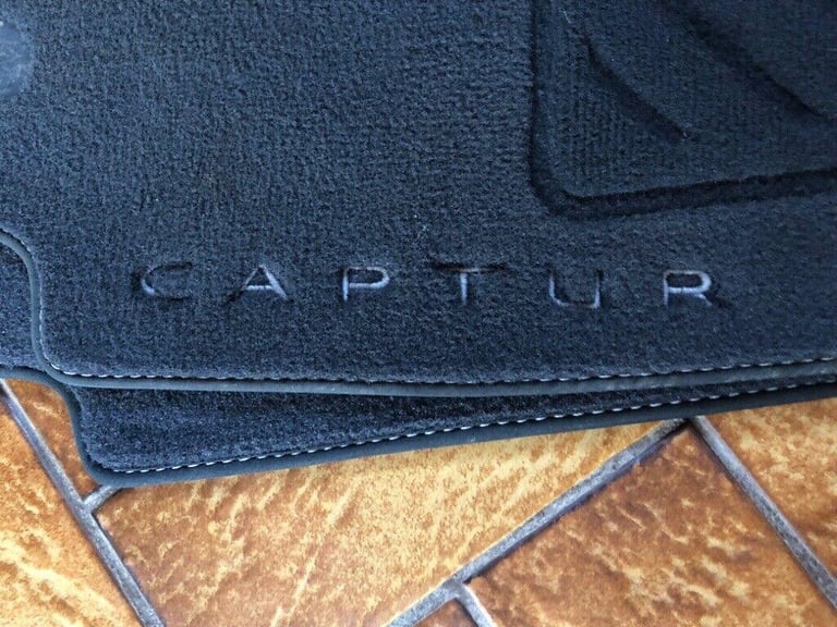 Renault Captur Car Mats