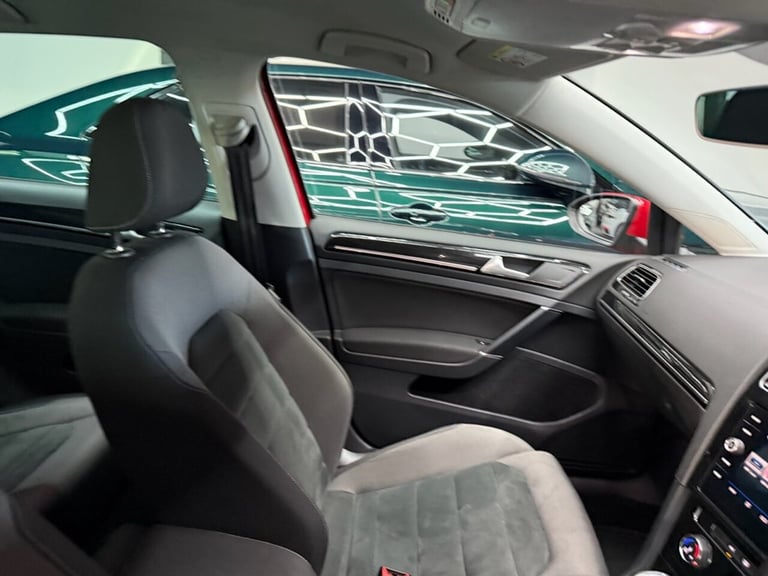 2018 Volkswagen Golf 1.6 TDI GT Hatchback 5dr Diesel DSG Euro 6 (s/s) (115 ps) Hatchback Diesel A...