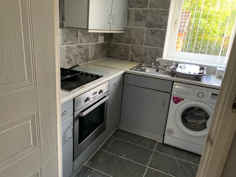 West End flat for rent 