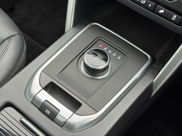 2018 Land Rover Discovery Sport 2.0 TD4 HSE Black Auto 4WD Euro 6 (s/s) 5dr ESTATE Diesel Automatic