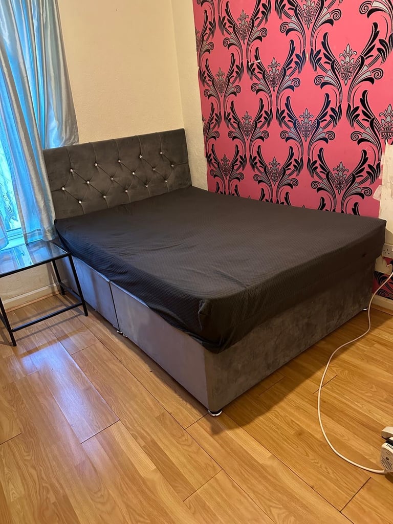 Room to rent 