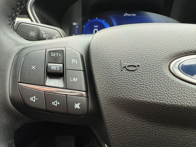 2023 Ford Kuga 1.5 EcoBoost 150 Titanium Edition 5dr HATCHBACK PETROL Manual